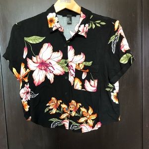 NEVER WORN Black Cropped Hawaiian Top